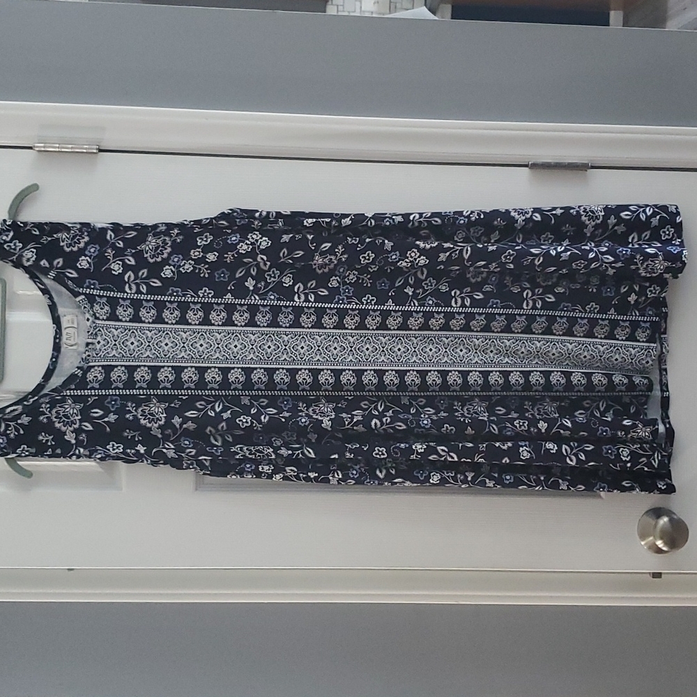 MAURICES 24/7 NAVY FLORAL DRESS